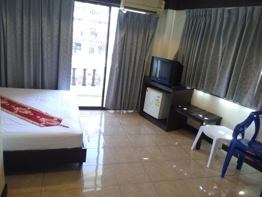 Hotel Sea Princess Patong Luaran gambar